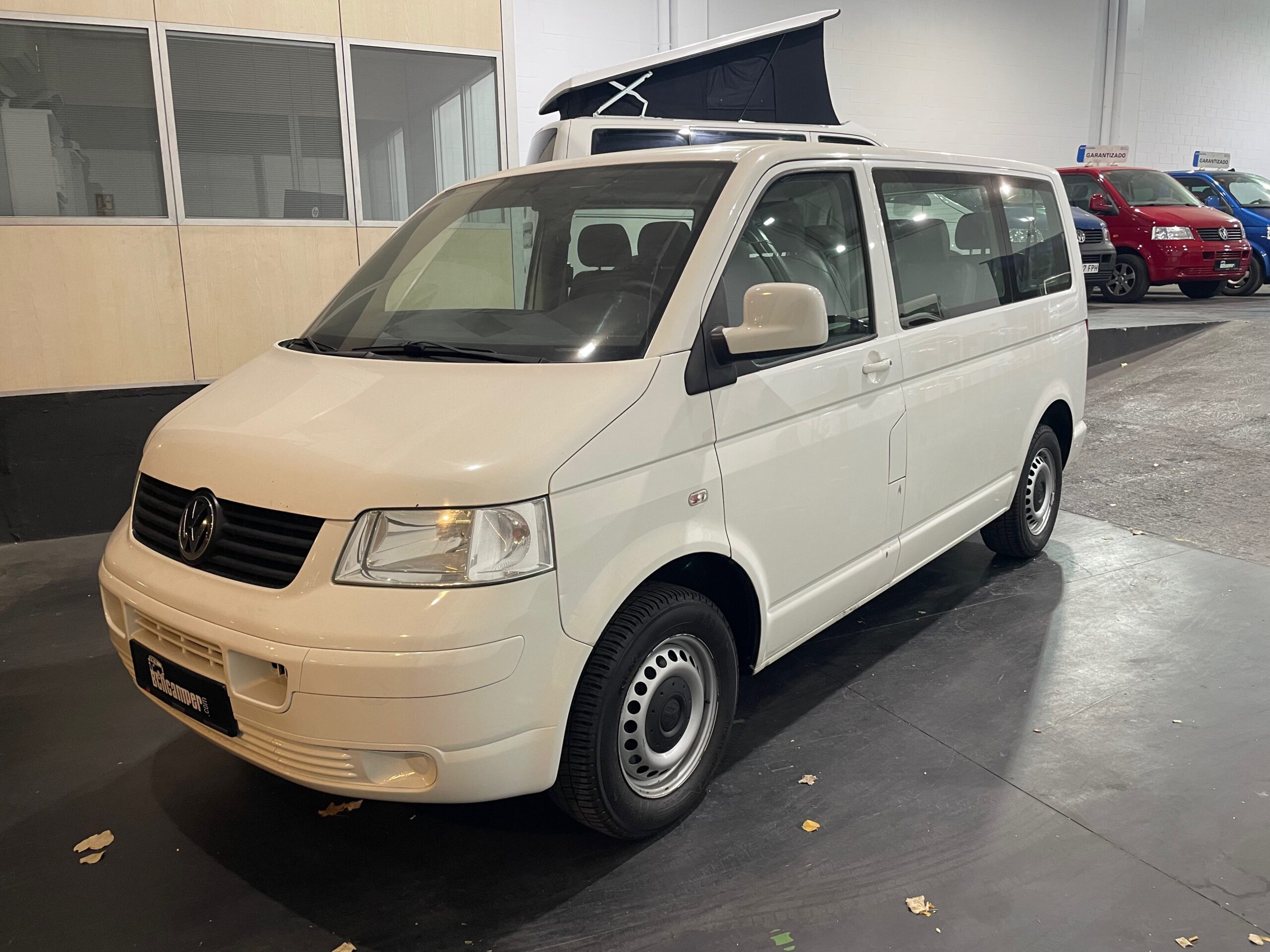 VOLKSWAGEN T5 MULTIVAN 1.9 TDI 102 CV - BCN CAMPER