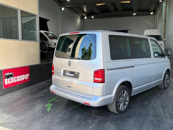 Volkswagen T5 Multivan 2012 2.0TDI 102cv - Imagen 3