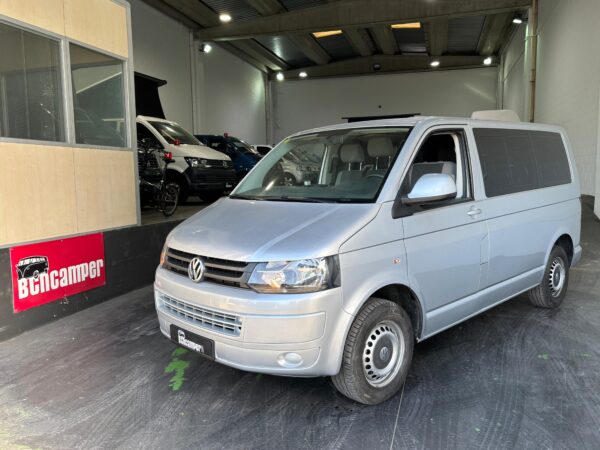 Volkswagen T5 Transporter 2.0 TDI 140 CV CON 9 ASIENTOS Y ENGANCHE HOMOLOGADO
