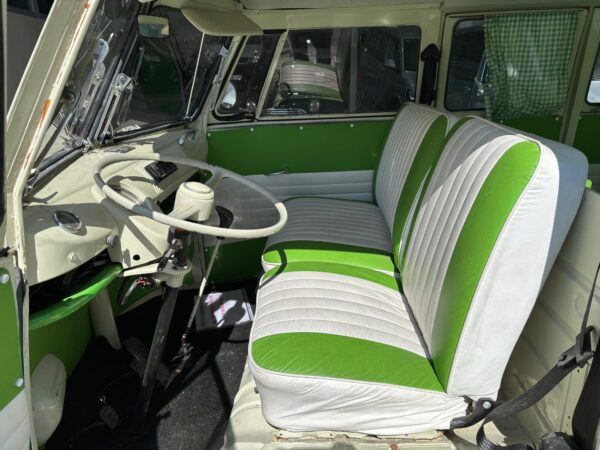 VOLKSWAGEN T1 SAMBA BUS RESTAURADA IMPECABLE - Imagen 19