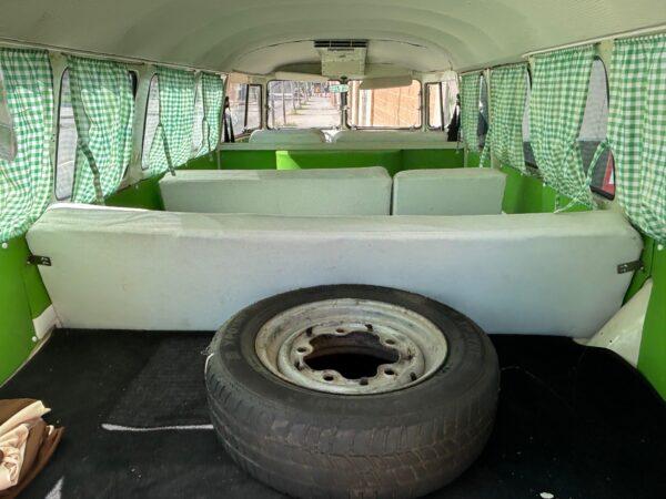VOLKSWAGEN T1 SAMBA BUS RESTAURADA IMPECABLE - Imagen 22
