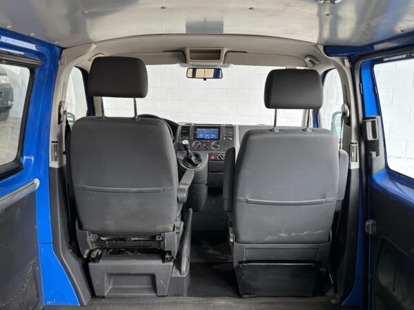 Volkswagen T5 Multivan Startline 1.9 cc TDI 102 cv del 2008 - Imagen 12