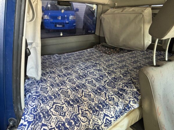 Volkswagen T4 Multivan 2.5 TDI 102 cv ¡NACIONAL! - Imagen 12