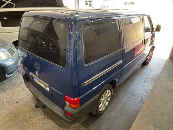 Volkswagen T4 Multivan 2.5 TDI 102 cv ¡NACIONAL! - Imagen 5