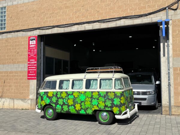 VOLKSWAGEN T1 SAMBA BUS RESTAURADA IMPECABLE - Imagen 11