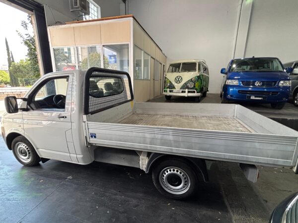 Volkswagen T5 Transporter 2.0cc 140cv TDI cambio automatico DSG con CAJA ABIERTA - Imagen 5