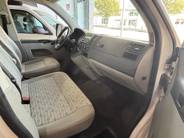 Volkswagen T5 Transporter 2.0cc 140cv TDI cambio automatico DSG con CAJA ABIERTA - Imagen 18